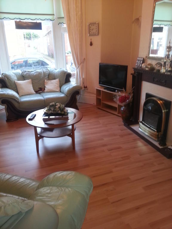 Lynwood Bed and Breakfast Blackpool Esterno foto